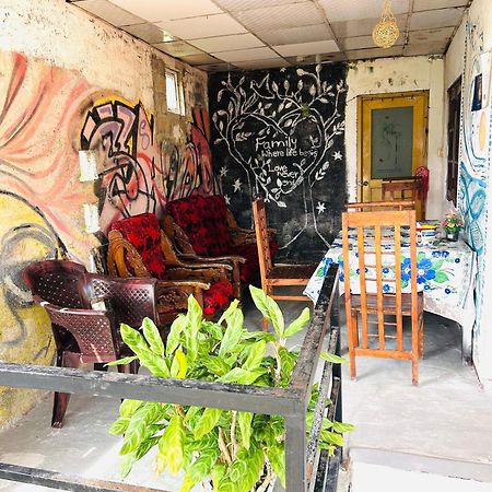 Sandaru Surffing Inn Weligama Exterior photo